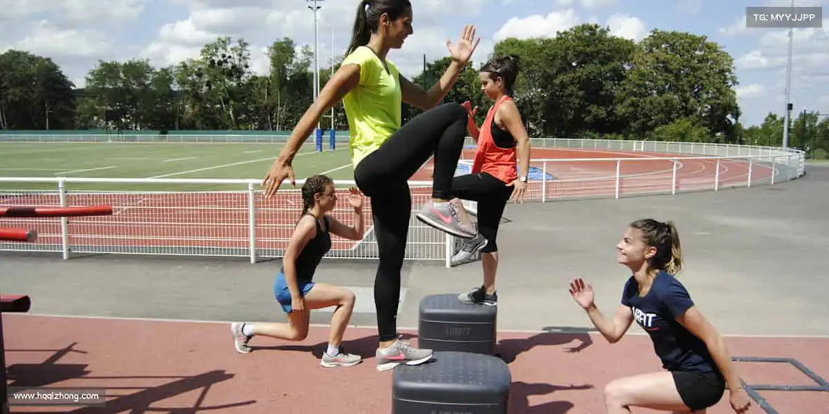 <strong>易游</strong>🏀跳跃吧！让篮球划过天际，青春不留遗憾！